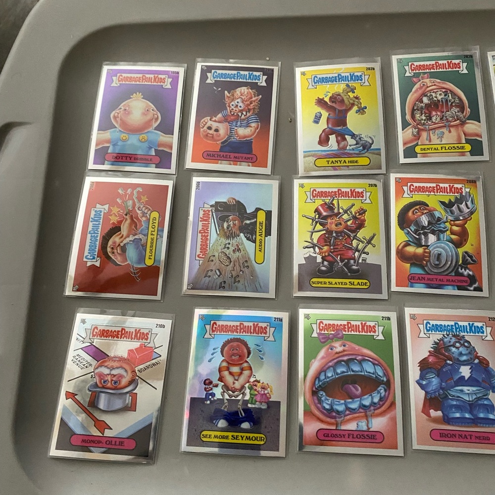 Collectible Sticker Card Set - Assorted Colors - Picture 3 of 4